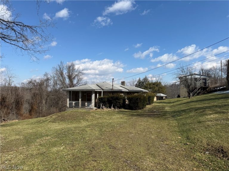 224 Montwell Drive, Mingo Junction, OH, 43938