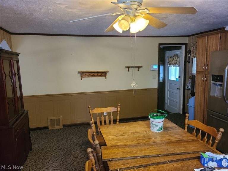 1031 Camden Avenue, Canton, OH - Photo 5