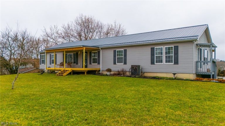 41152 Black Oak Road, Flushing, OH - Photo 3