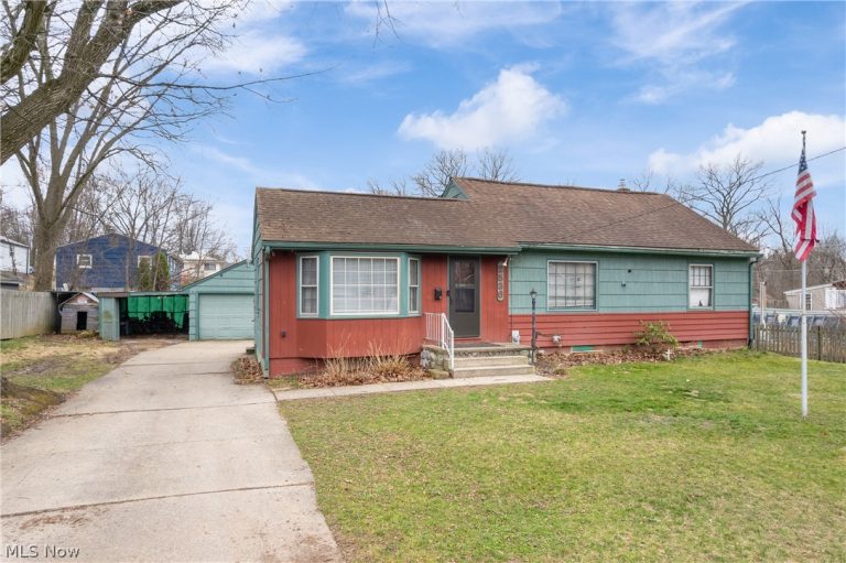 2536 Winton Place, Canton, OH - Photo 2