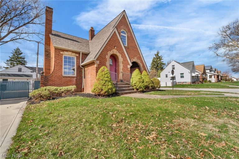 4870 14th Street, Cleveland, OH - Photo 2