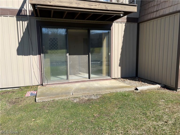 9630 Cove Drive #16A, North Royalton, OH - Photo 2