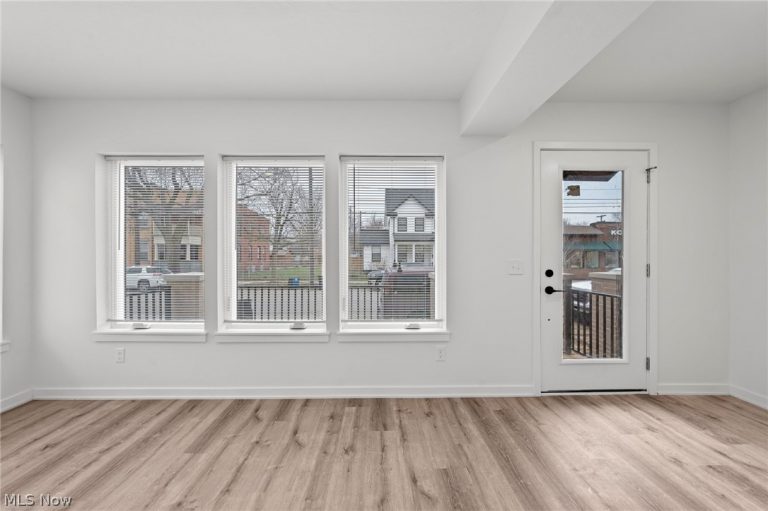 4711 Bridge Avenue, Cleveland, OH - Photo 6