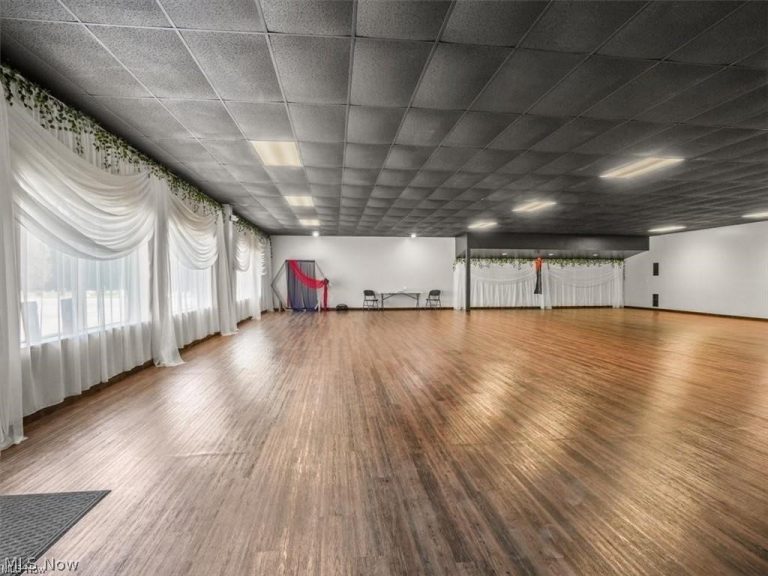 326 Main Road, Conneaut, OH - Photo 6
