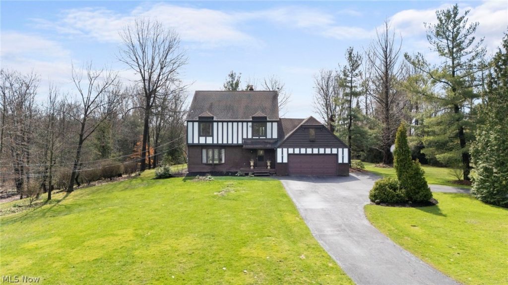 10889 Wilson Mills Road, Chardon, OH