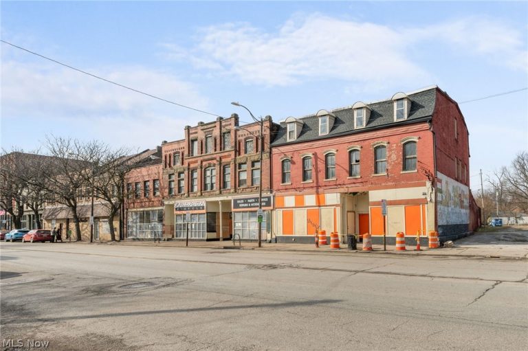 3800 Lorain Avenue, Cleveland, OH - Photo 5