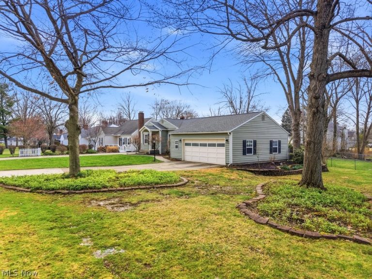 1976 Stabler Road, Akron, OH - Photo 4