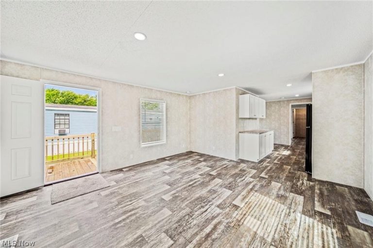 44 Eddie Road, Madison, OH - Photo 5