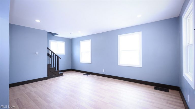 1372 Maryland Avenue, Canton, OH - Photo 5