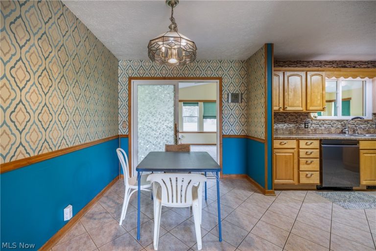 3900 Case Road, Avon, OH - Photo 6