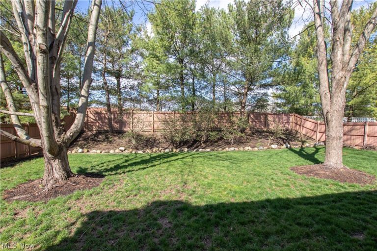 3412 Squires Bend, Cuyahoga Falls, OH - Photo 5