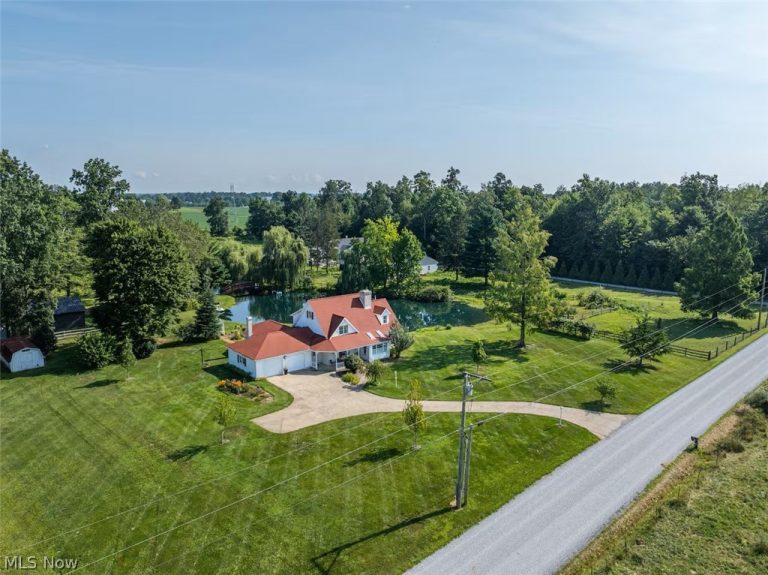 10736 Lautenschlager Road, Apple Creek, OH - Photo 4