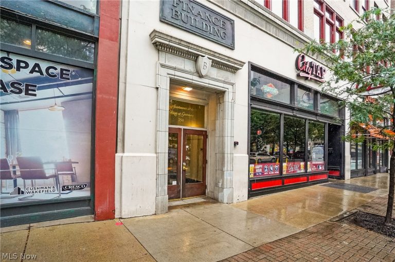 750 Prospect Avenue #206, Cleveland, OH - Photo 2