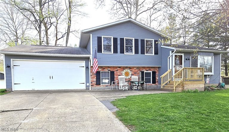 101 Beachwood Lane, Seville, OH, 44273