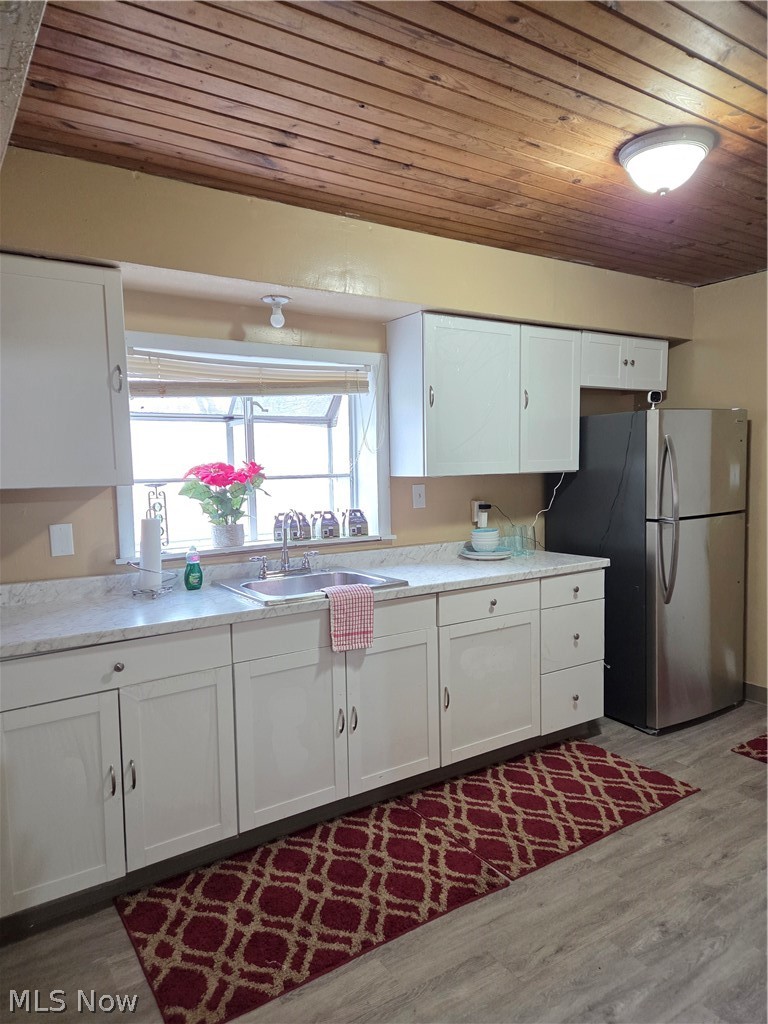 9006 Columbia Avenue, Cleveland, OH - Photo 3