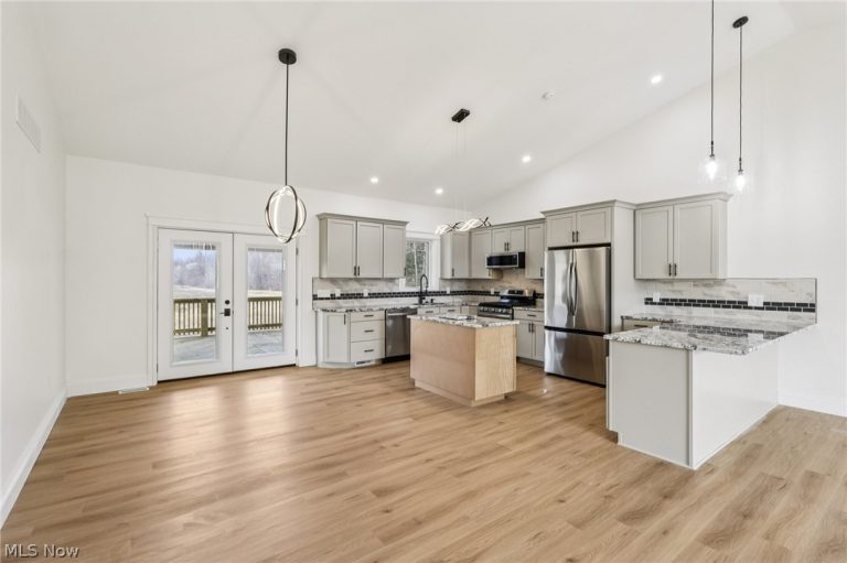 6535 north ridge Road, Geneva, OH - Photo 8