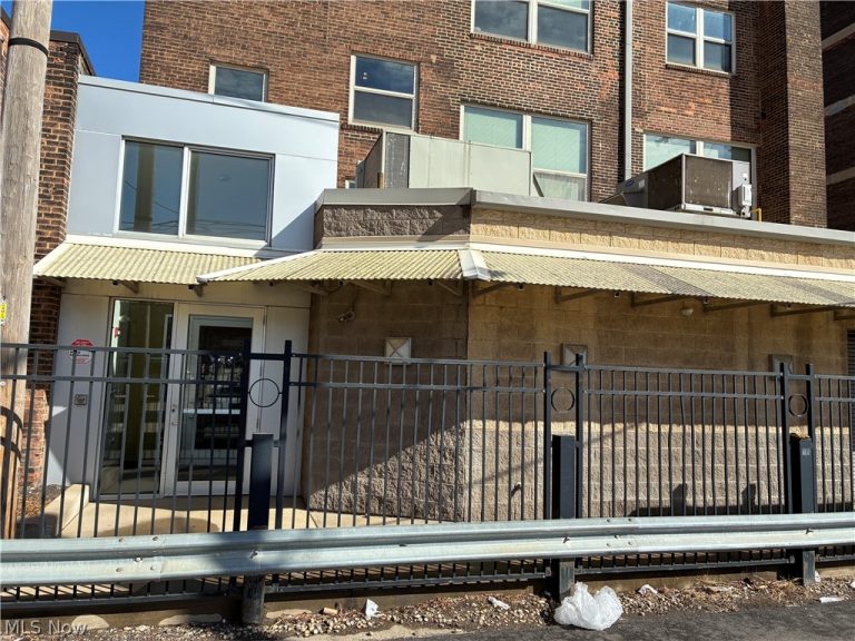 2030 Euclid Avenue #201, Cleveland, OH - Photo 2