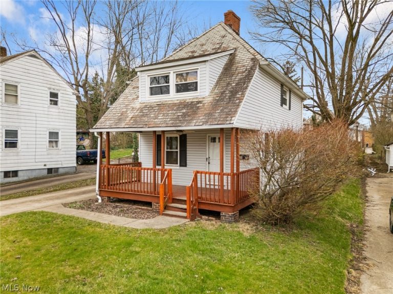 1511 Grace Street, Alliance, OH - Photo 3