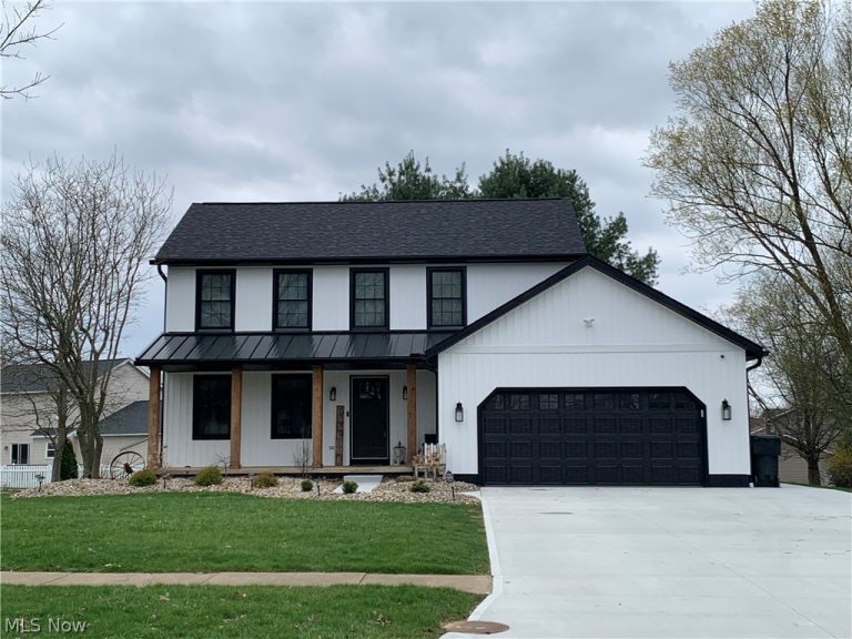 681 Oakcrest Drive, Wadsworth, OH, 44281