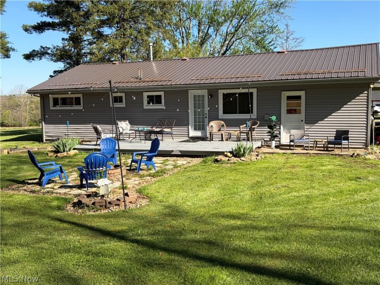 4005 Valley View Road, Zanesville, OH - Photo 5