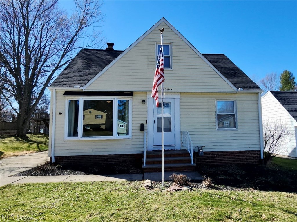 5406 Karen Isle Drive, Willoughby, OH
