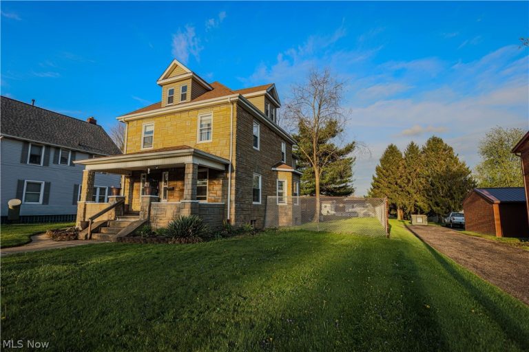 1118 Chapel Street, Louisville, OH - Photo 3