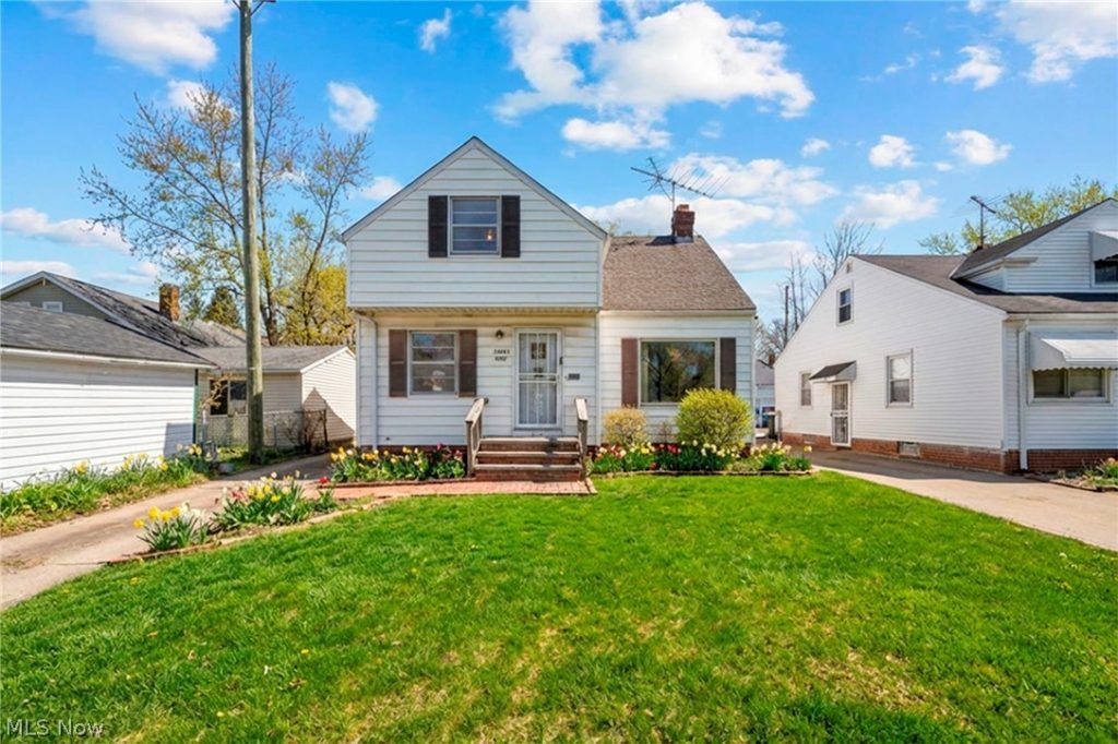 14001 Christine Avenue, Cleveland, OH