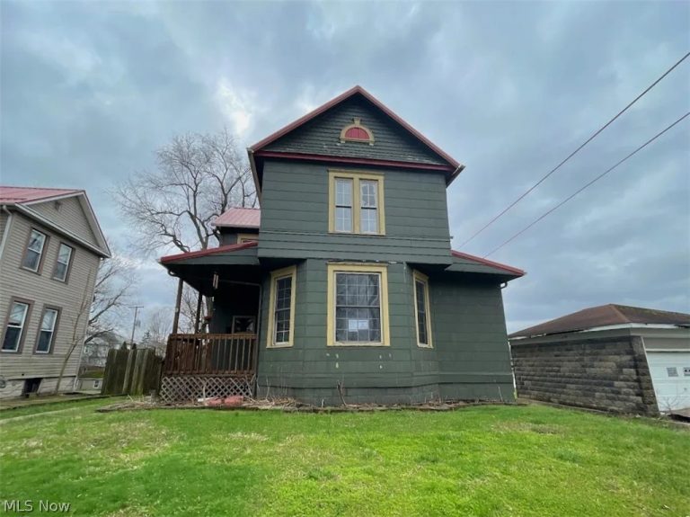 914 Stewart Avenue, Cambridge, OH, 43725