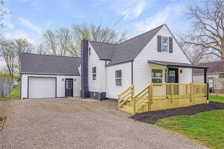 3208 Royal Avenue, Canton, OH - Photo 2