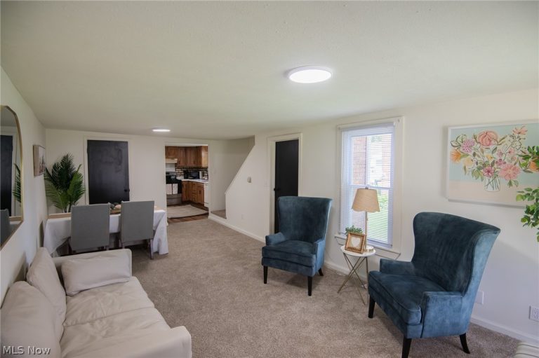 1528 Stepney Street, Niles, OH - Photo 4