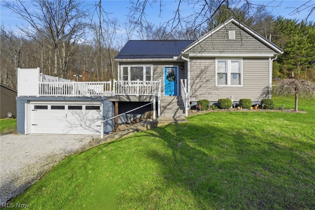 64044 Mulberry Street, Cambridge, OH