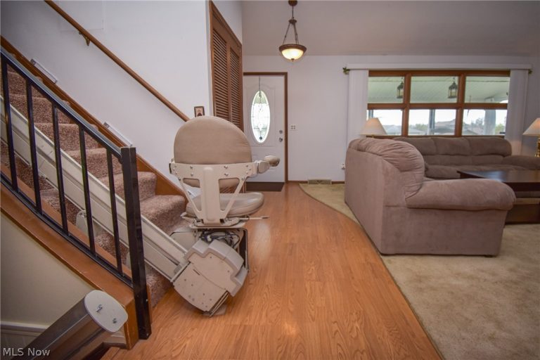 4713 Persimmon Lane, Brunswick, OH - Photo 8