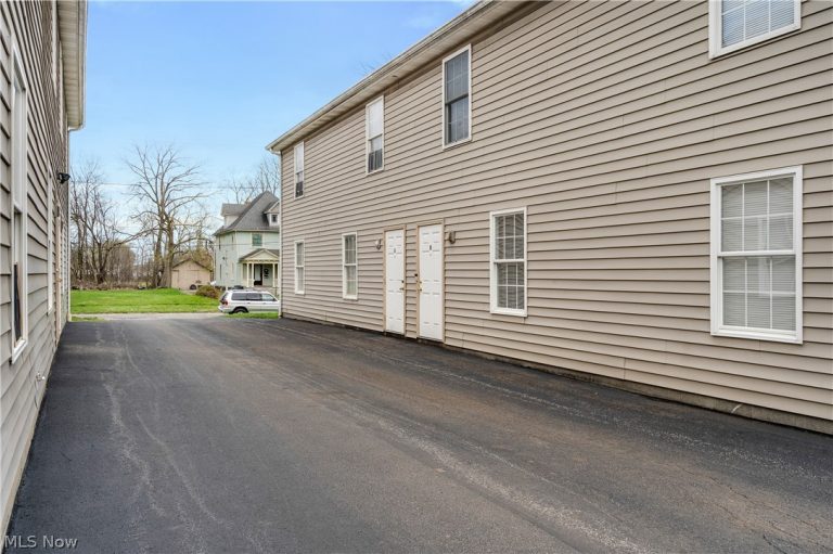 836 Michigan Avenue, Youngstown, OH - Photo 4