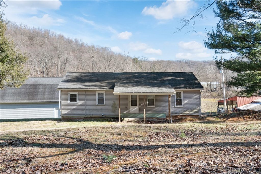29395 Beitler Road, Dennison, OH