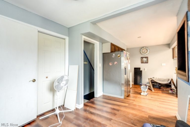 200 Cochran Road, Cuyahoga Falls, OH - Photo 6