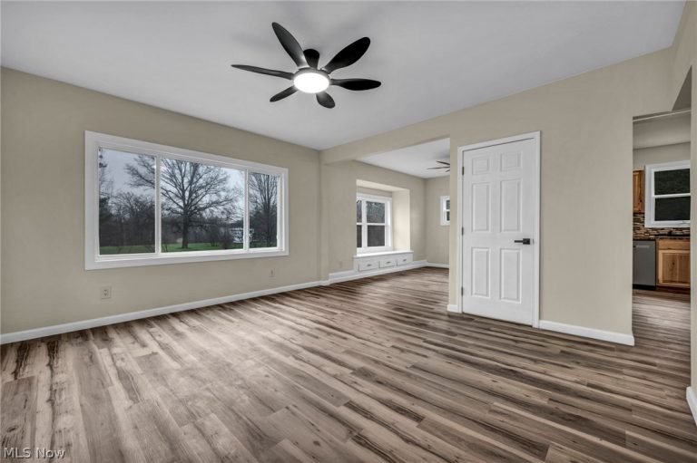 14244 Atwater Avenue, Alliance, OH - Photo 5