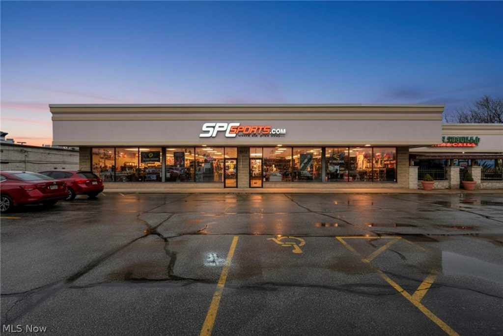 9431 Mentor Avenue, Mentor, OH