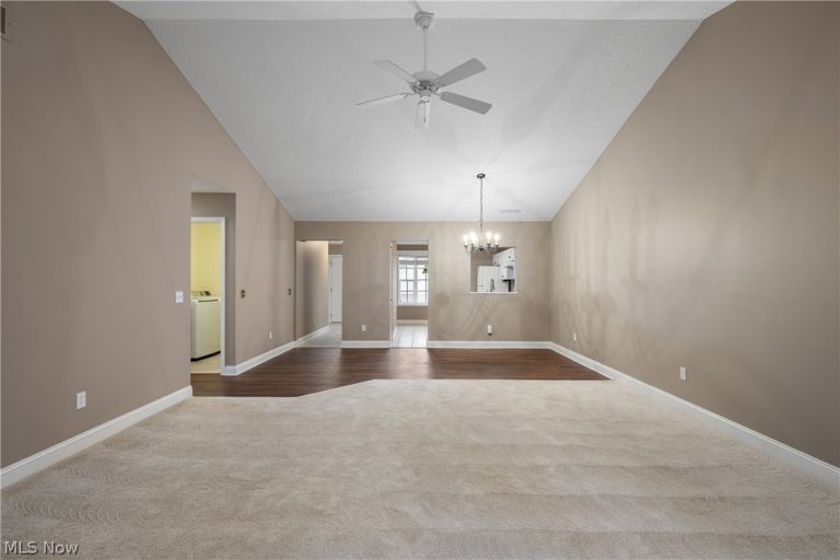 1458 Chesapeake Avenue, Louisville, OH - Photo 6