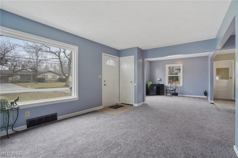 410 Beryl Drive, Kent, OH - Photo 6