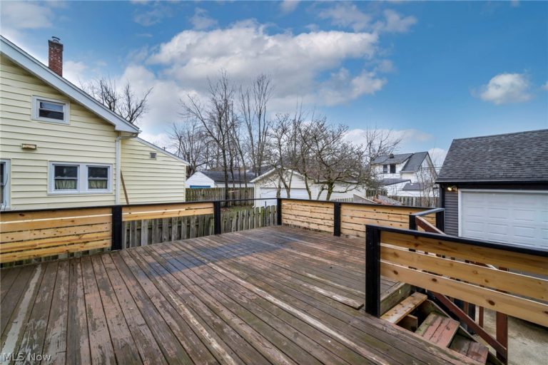 3594 Ludgate Road, Shaker Heights, OH - Photo 6