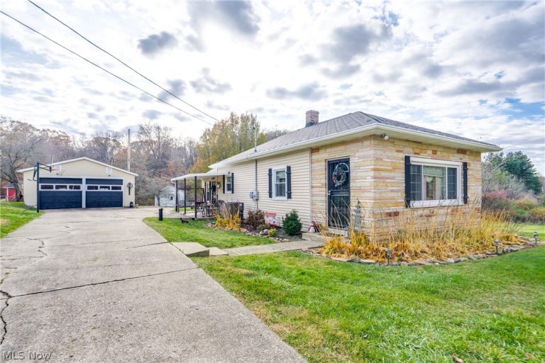 4943 Martin Drive, East Sparta, OH - Photo 2