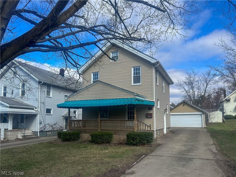 114 Townsend Avenue, Girard, OH - Photo 2