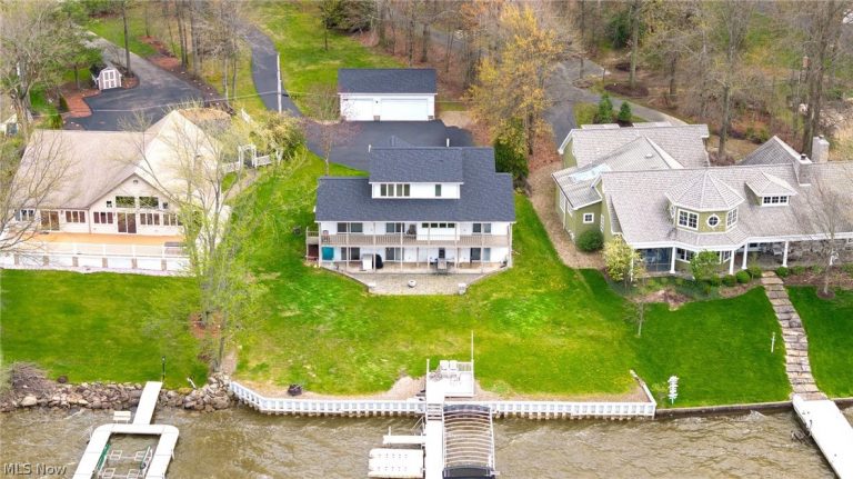 1408 River Road, Lake Milton, OH - Photo 5