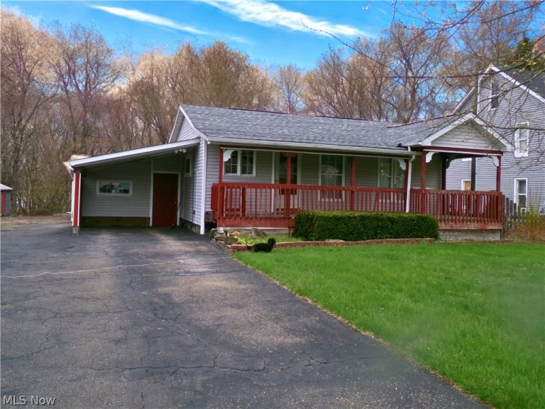317 Mann Drive, Waynesburg, OH, 44688