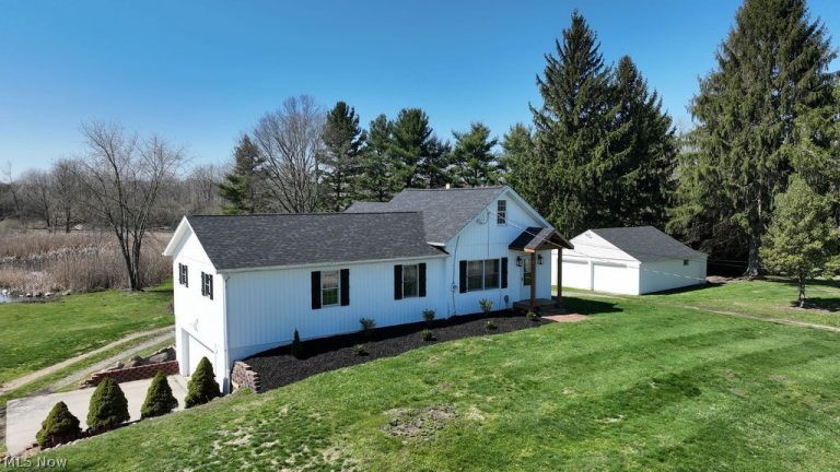 3487 Mogadore Road, Kent, OH - Photo 2