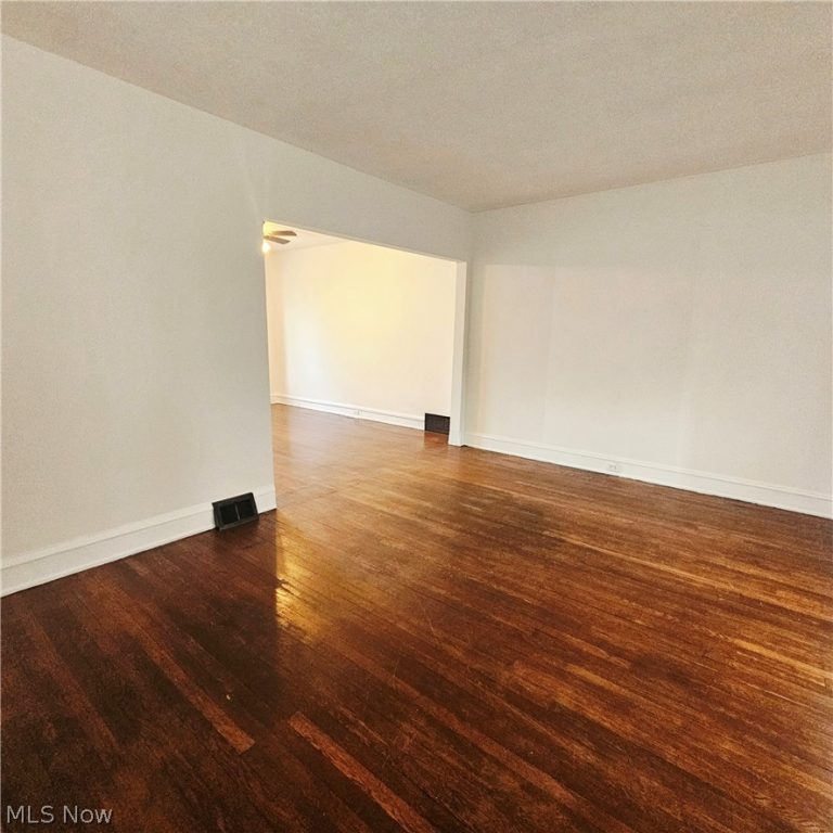 3110 111th Street, Cleveland, OH - Photo 3