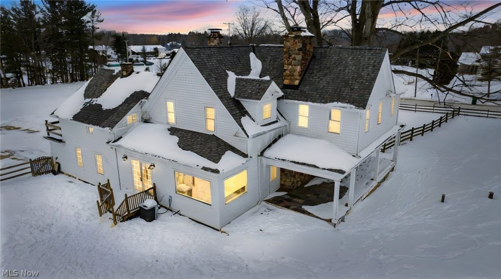 7139 Mulberry Road, Chesterland, OH