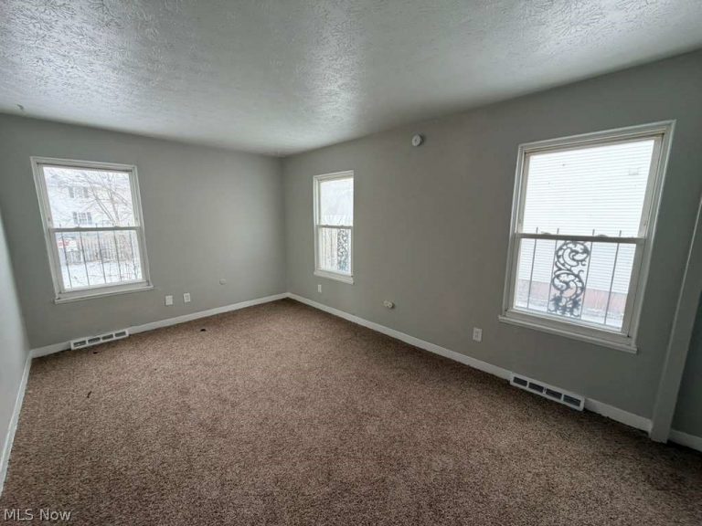 3060 Charles Carr Place, Cleveland, OH - Photo 2