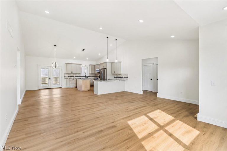 6535 north ridge Road, Geneva, OH - Photo 5