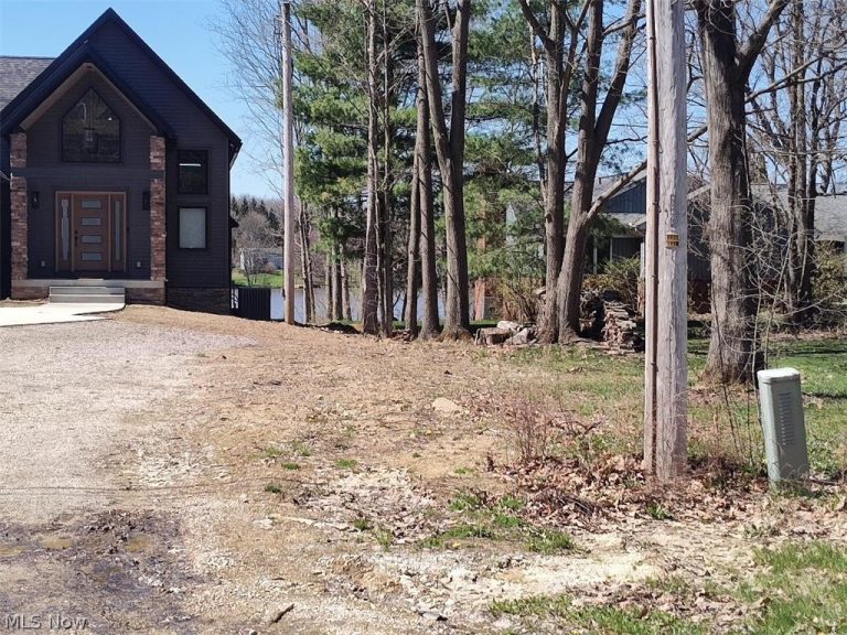1302-03 Morning Star Drive, Roaming Shores, OH - Photo 2